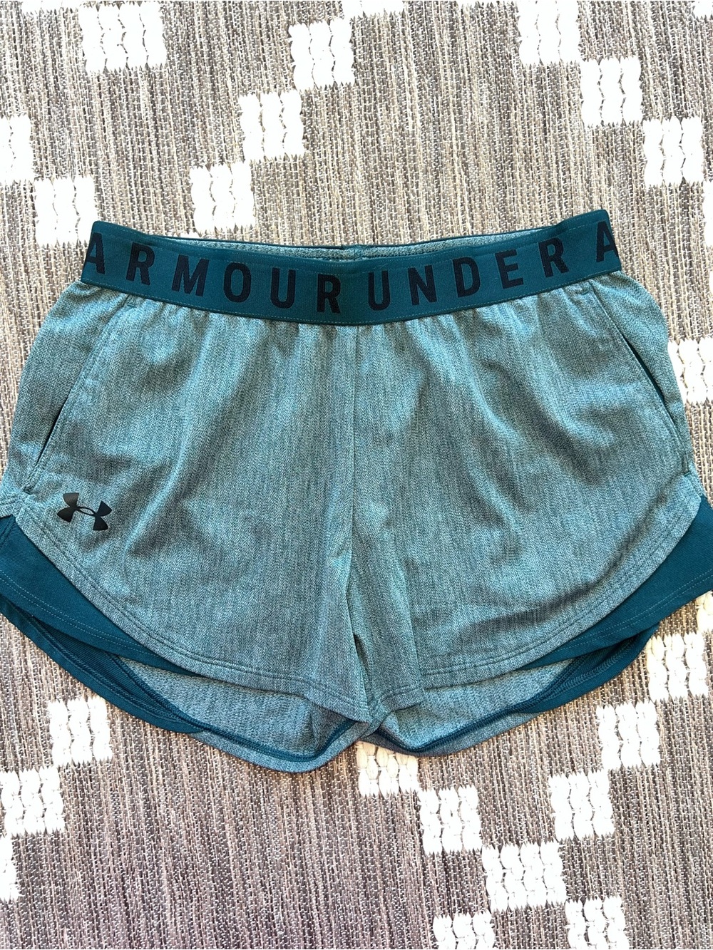 Under Armour Teal Athletic Women’s Shorts XS